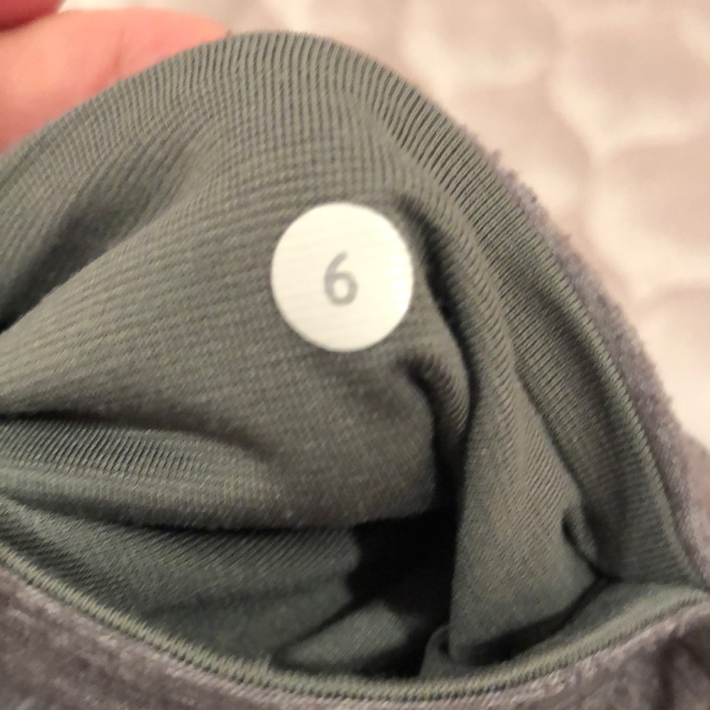 Lululemon Athletica cropped leggings - Picture 3 of 6